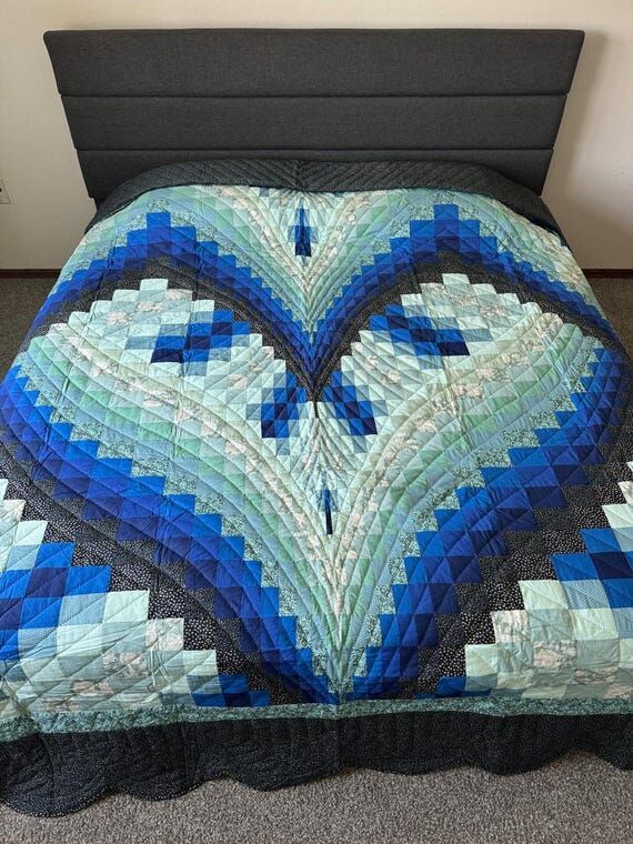 Bargello Heart Quilt Pattern, Handmade Quilt...