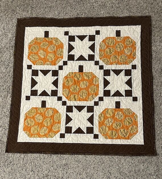 Pumpkin Quilted Wall Hanging, Fall Decor, Tha...