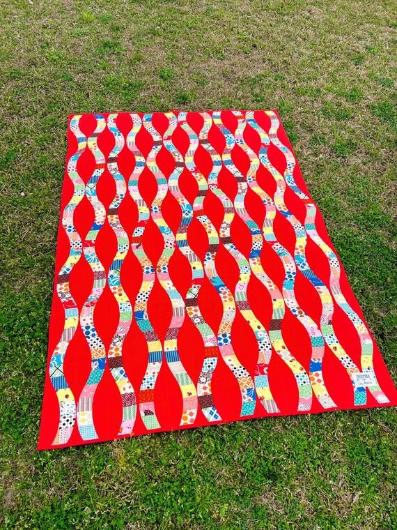 Red Teacup Quilt: Handmade Cotton Scrappy Sty...