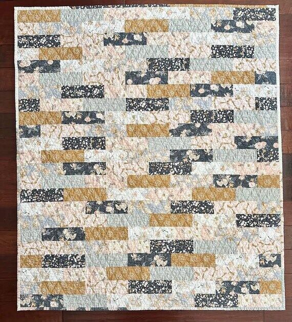 Floral Cotton Quilt (60" x69"): Pin...