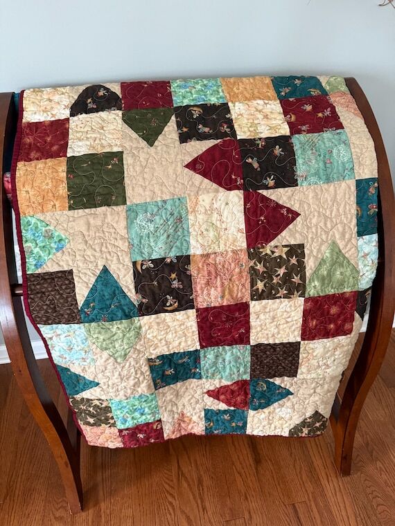 Handmade Cotton Throw Quilt, Goose Track Patt...
