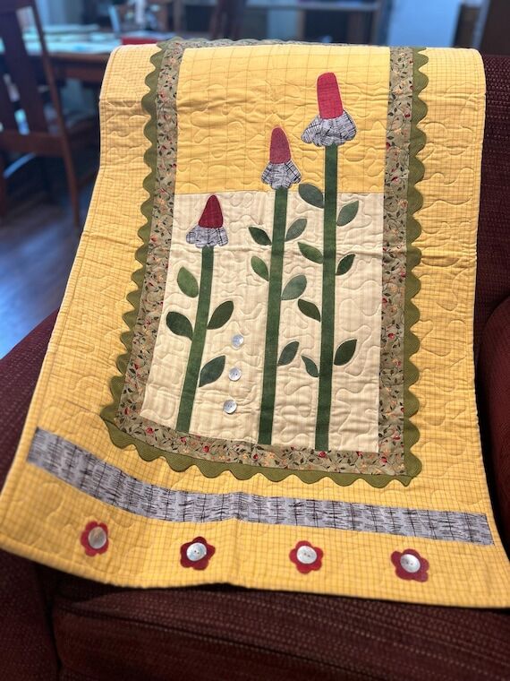 Summer Flowers Art Quilt: Whimsical Floral Wa...