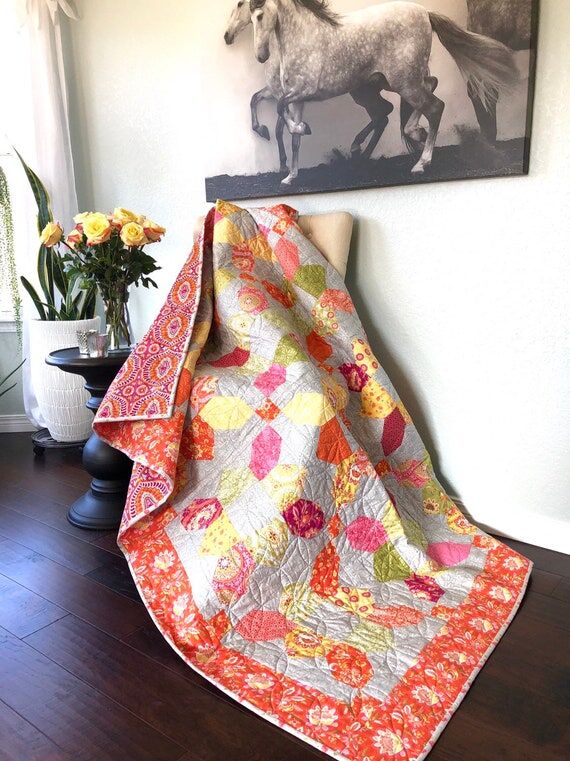 Handmade Prairie Flower Quilt: Floral Lap Qui...