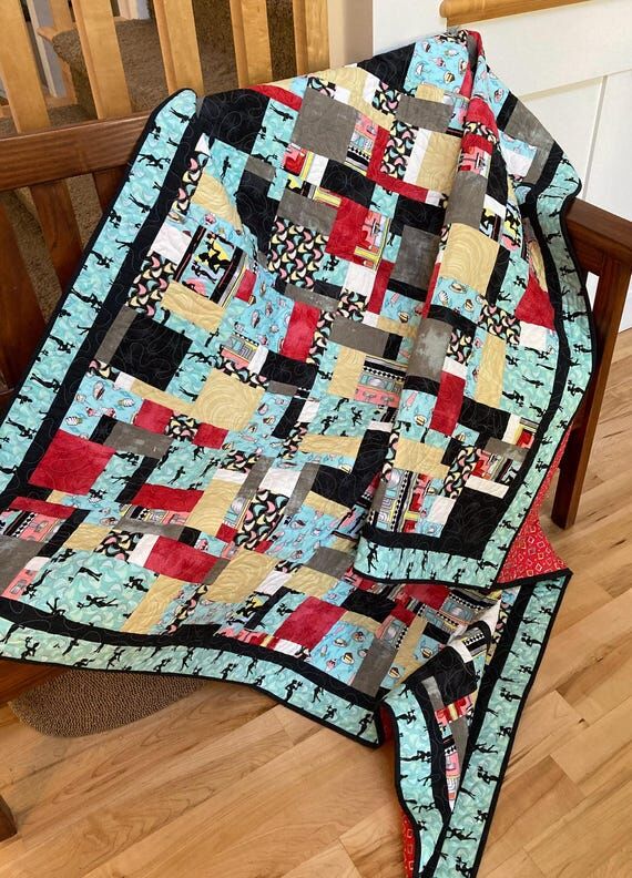 Retro Diner Throw Quilt: Mid-Century Modern P...