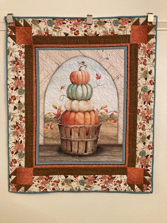 Quilted stacked pumpkins wall hanging 35&quot...