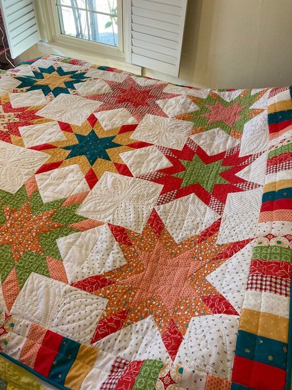 Star Shine Quilt: Handmade Cotton Throw, Lori...