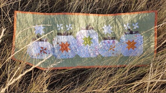 Patchwork Quilted Table Runner: Farmhouse Pum...