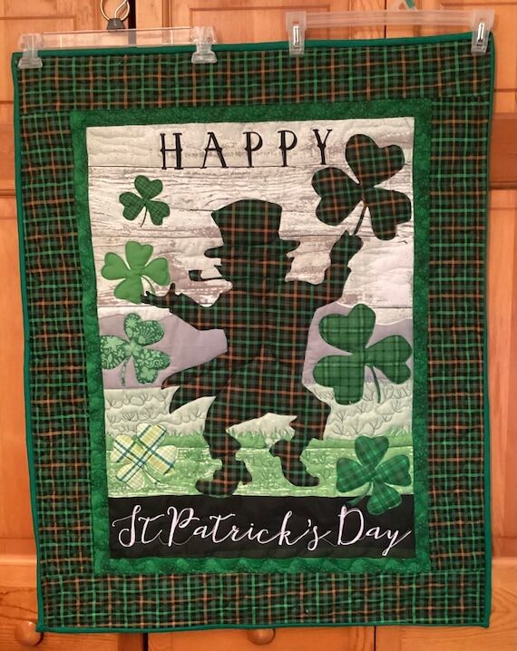 St Patrick's Day quilted wall hanging/ lap qu...