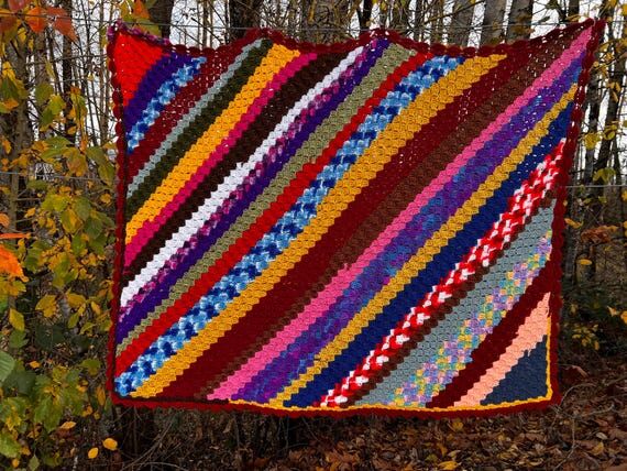 Handmade Colorful Crocheted Afghan: Vintage B...