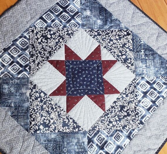 Handcrafted Star Patchwork Quilt: Wall Hangin...