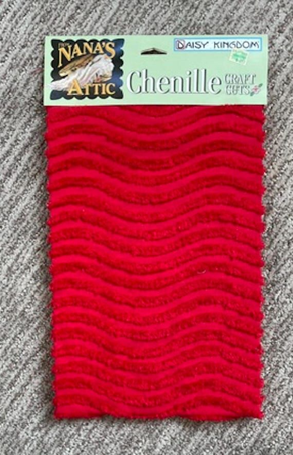 Vintage Daisy Kingdom Chenille Red Wavy Fabri...