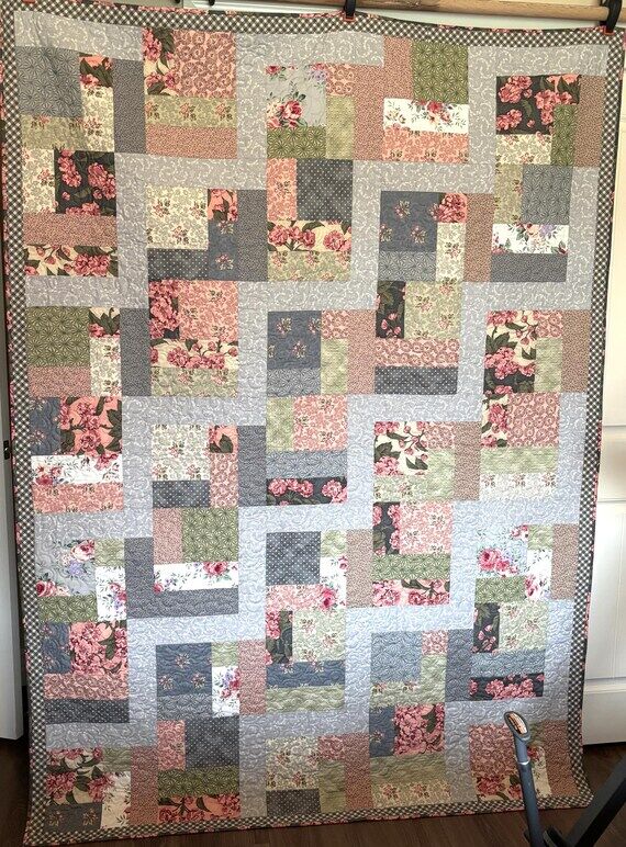 Handmade quilt, Soft Florals Grey, Pink, Gree...