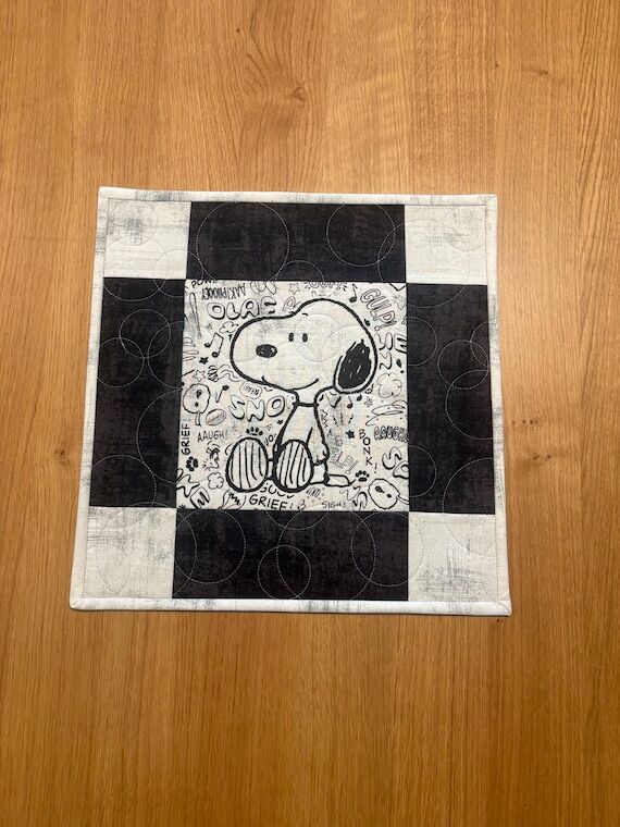 Snoopy Table Topper...