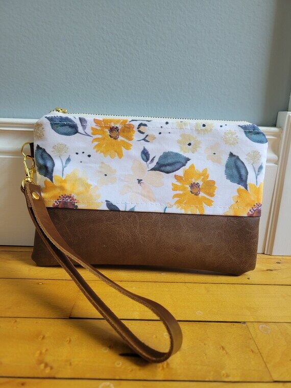 Floral Cotton & Faux Leather Wallet Wristlet ...
