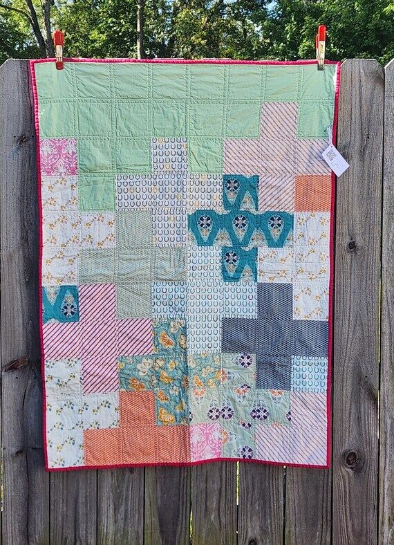 Plus Quilt with Unicorns & Flowers | Modern G...