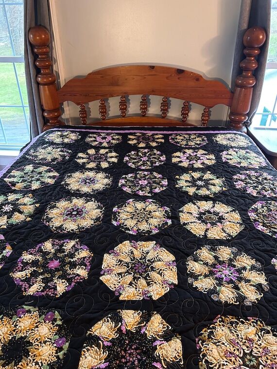 Handmade Kaleidoscope Quilt | Black Gold Flor...