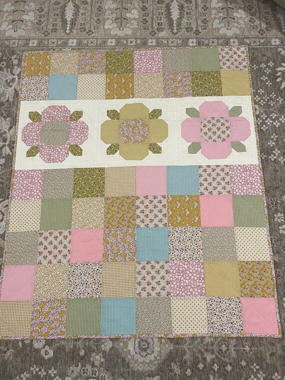 Handmade Floral Baby Quilt: Patchwork Tilda P...