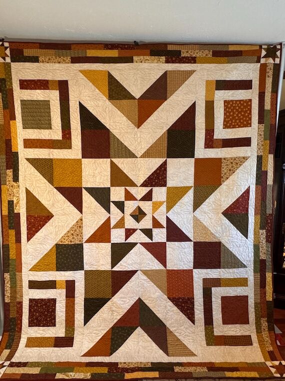 Handmade Queen size quilt Oak and Maple Barn ...