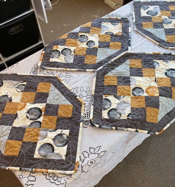 Placemats: Holiday Shimmer Set of (4) Placema...