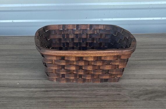 Napkin Holder Basket,Rustic Wood napkin holde...
