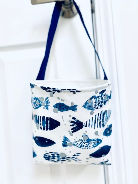 Waterproof Car Trash Bag, Blue Fish Print, Re...