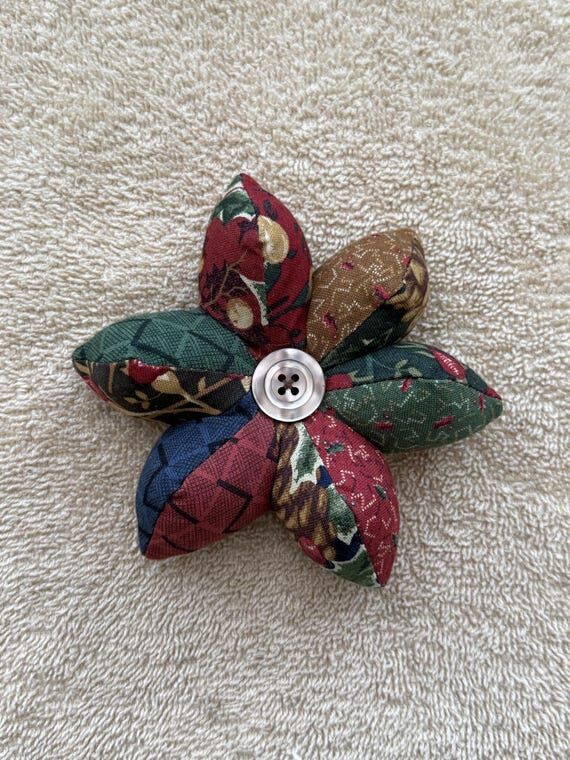 Small Pin Cushion Handmade Sewing Gift for Qu...