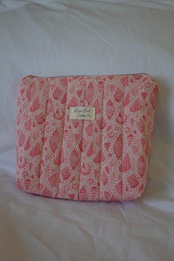 Handmade Quilted Pink Seashell Travel Bag –...