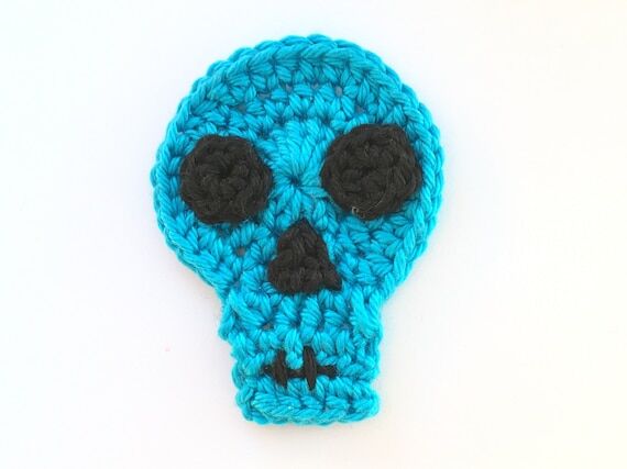 Crochet applique,1 large Halloween skull appl...