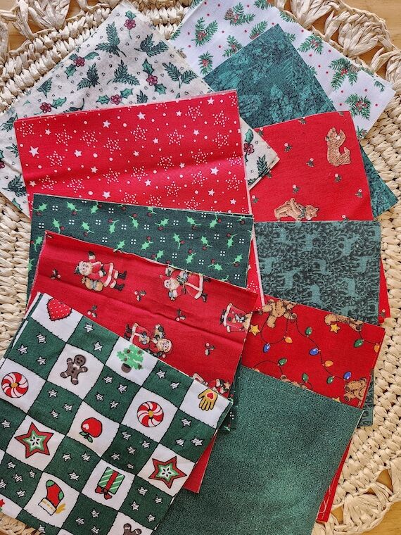 Vintage Christmas Fabric Charm Pack, Fabric S...