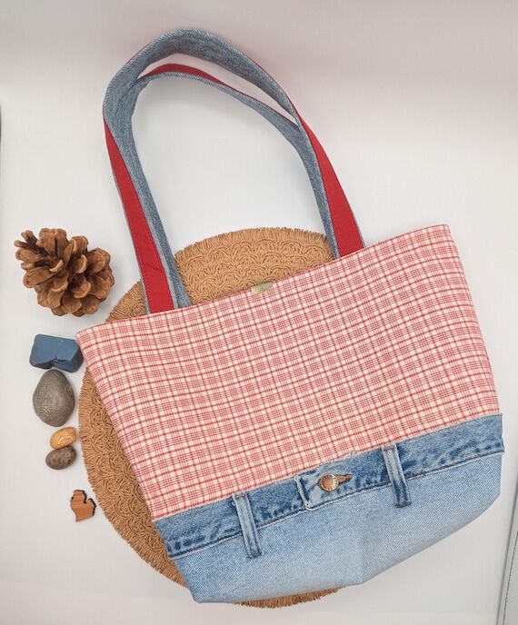 Handmade Upcycled Jeans Tote – Farmhouse De...