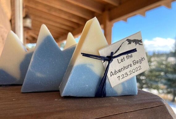 Mountain Soap Favors: Personalized Wedding Gu...