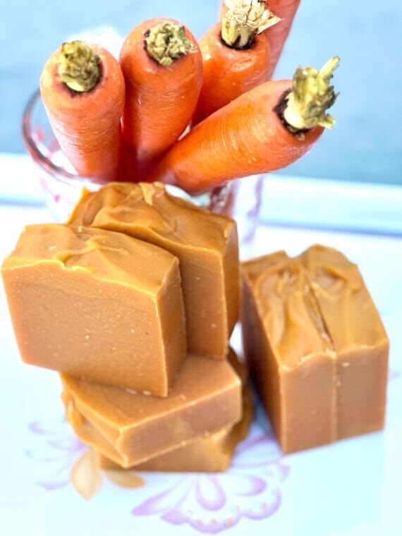 Handmade Carrot Juice Soap: Hibiscus, Coconut...