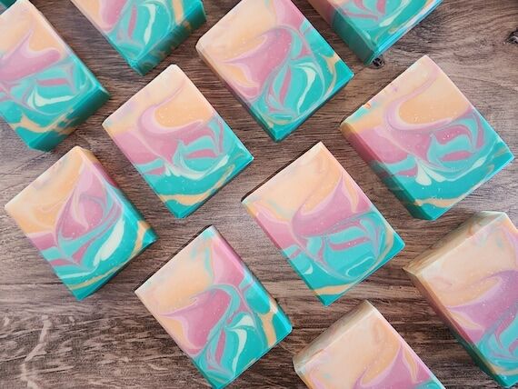 Grapefruit Mint Soap - Grapefruit - Mint - Ve...