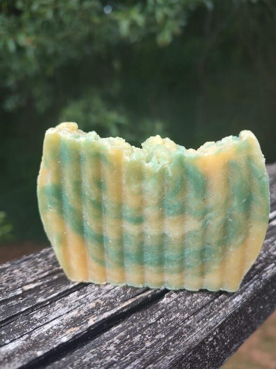 LEMONGRASS EUCALYPTUS Soap Bar | Crisp Citrus...