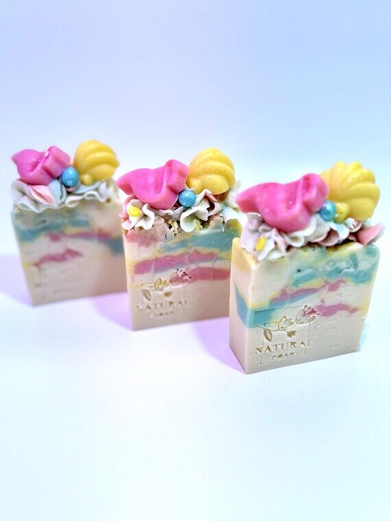 Handmade Natural Soaps: Dreaming in Summer, J...