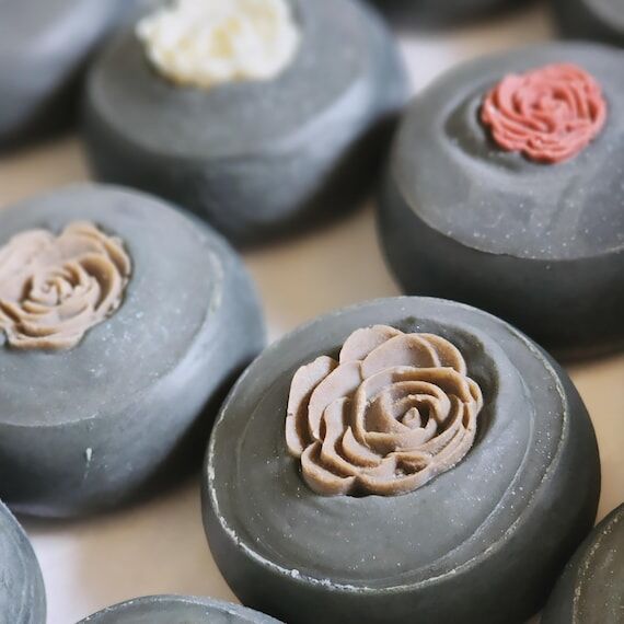 Tea Tree & Charcoal Facial Soap / goat milk /...