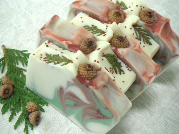 Woodland Berry Soap / Outdoor Woodsy Scent / ...