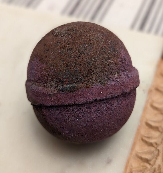 King's Soapworks Bath Bomb - Black Amethyst -...