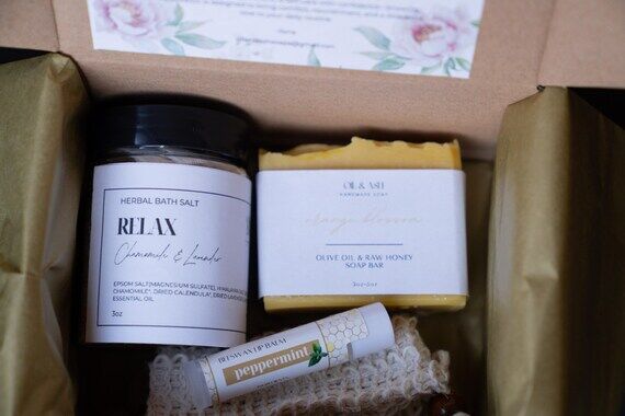 Spa Gift Set, Gift for Her, Handmade Soap Gif...