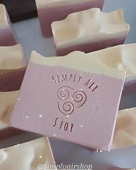 Lavender Vanilla Soap Bar/ Artisan soap/ Natu...