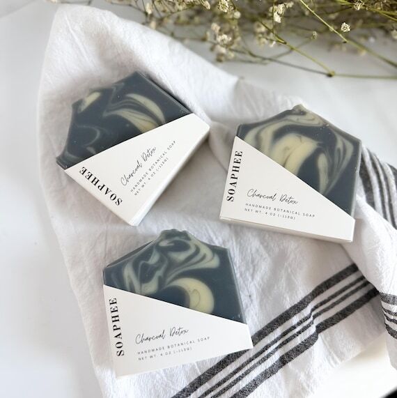 Handmade Artisan Soap | Soaphee Charcoal Oasi...
