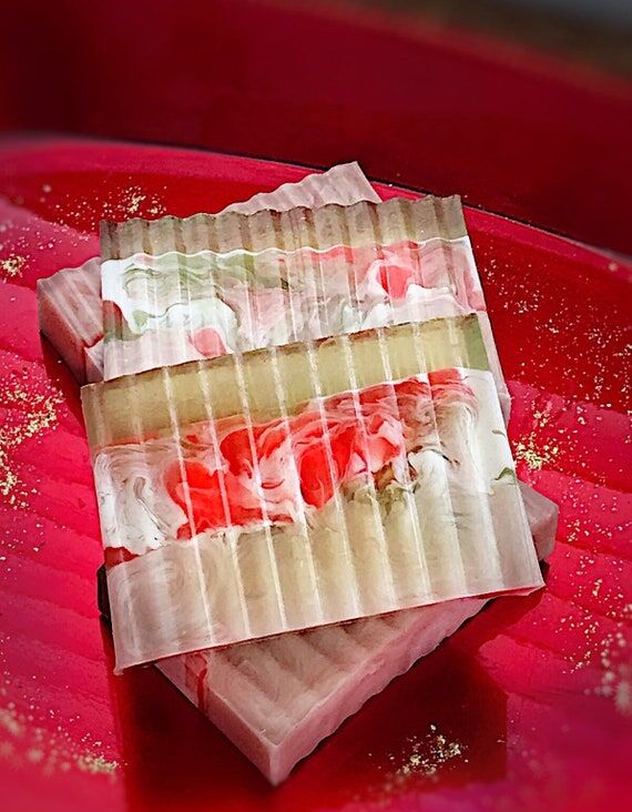 Cranberry Pomegranate glycerin soap | Handmad...