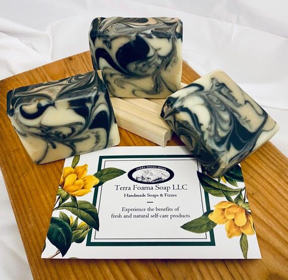 4oz Soap: Woodsy & Green...