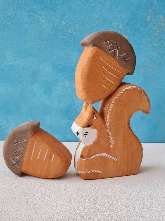 Natural Wood Ginger Brown Squirell & Acorns P...