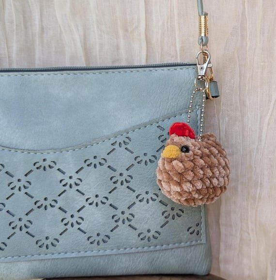 Handmade Crochet Chicken Keyring, Velvet plus...