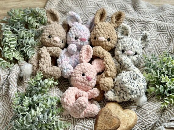 Crochet Bunny Rabbit Stuffed Animal: Cuddly E...