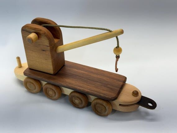 Crane train car with working/swiveling hook. ...