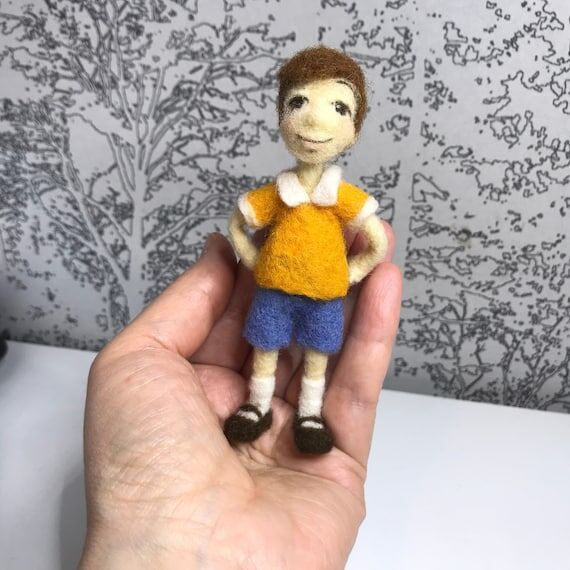 Needle felted Christopher Robin, Soft Sculptu...