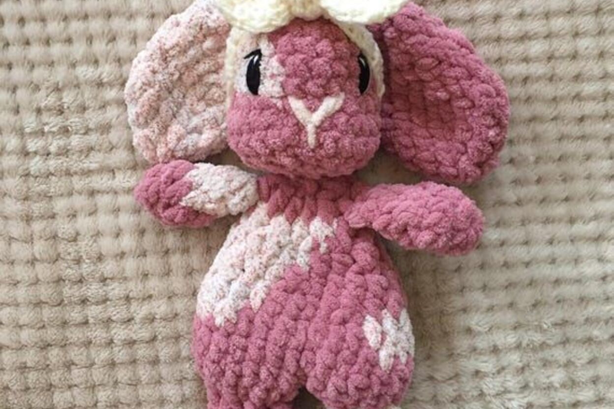 Knot Worksby Lauren