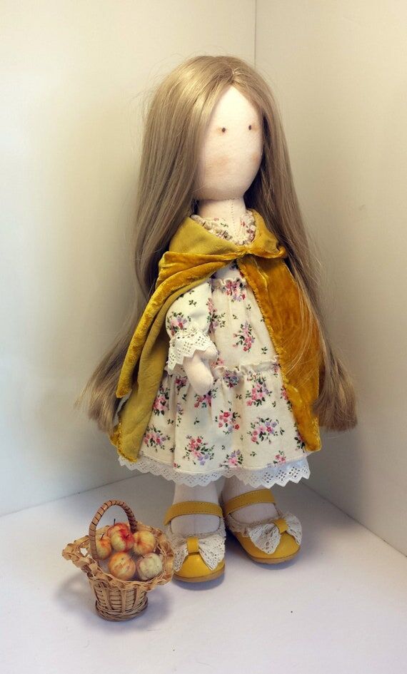 Lucy is a fabric Irish Doll, Interior Doll-Ha...